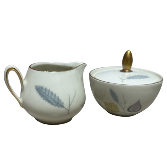 Vintage Mid -Century Modern Eschenbach Bavaria porcelain “Spring Theme” tea set - Picture 7 of 10